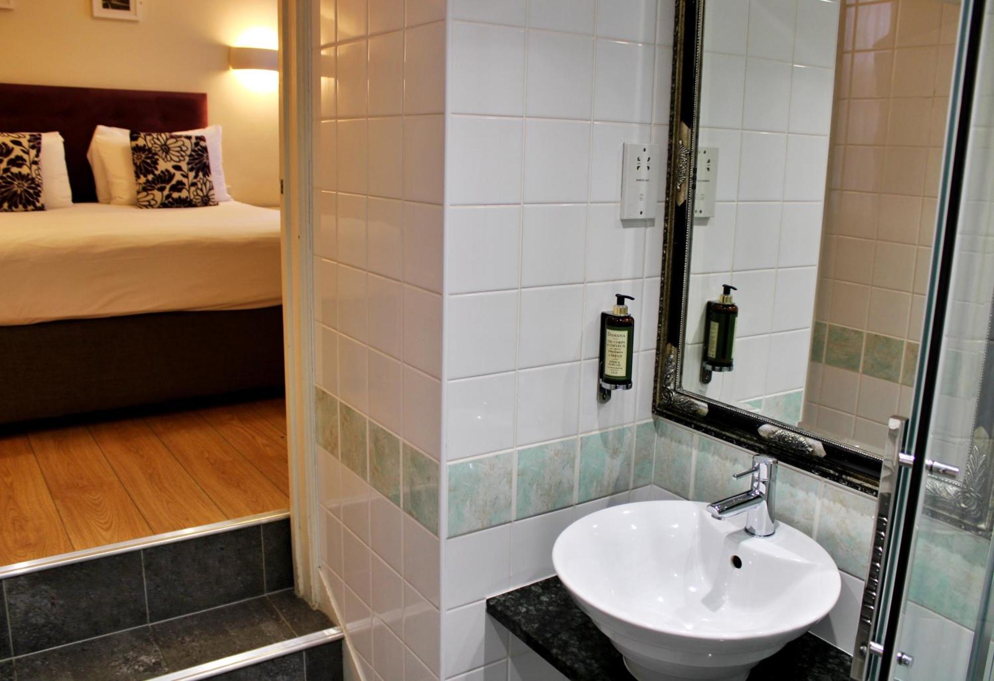 בריסטול Victoria Square Hotel Clifton Village מראה חיצוני תמונה